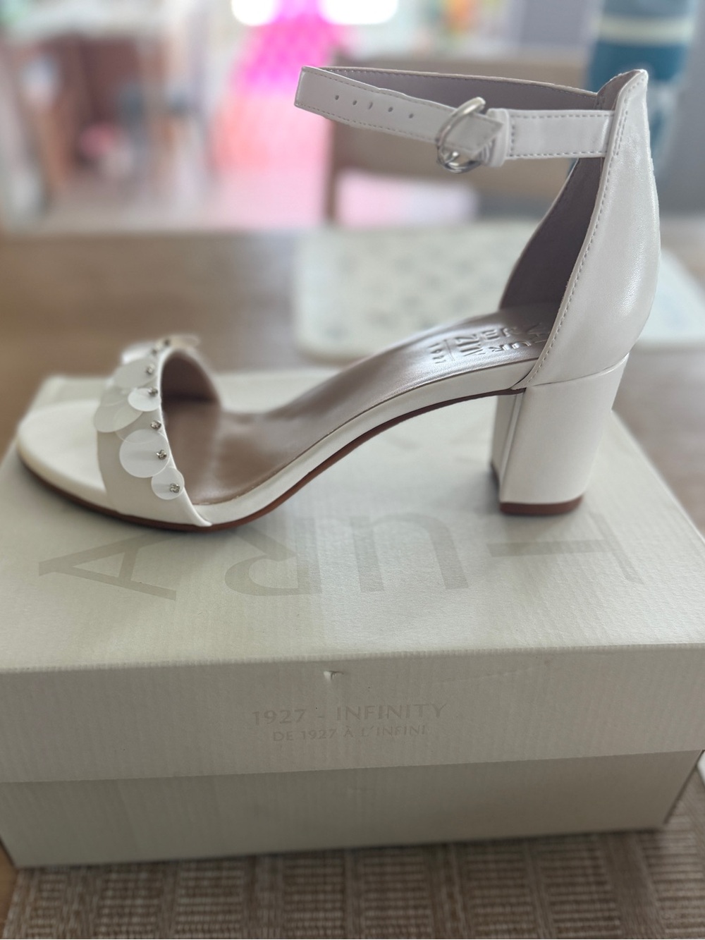 Naturalizer Glow Ankle Strap Sandal 9W Women’s Warm White